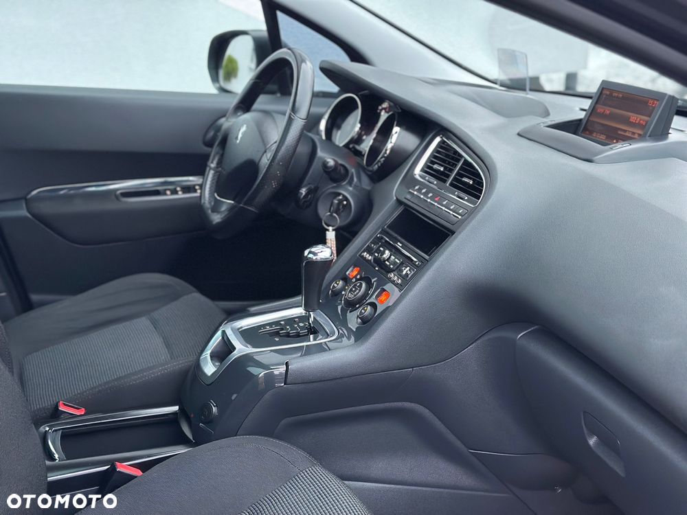 Peugeot 5008 2.0 HDi Active 7os - 25