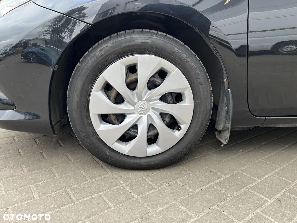 Toyota Auris 1.6 D-4D Premium - 18