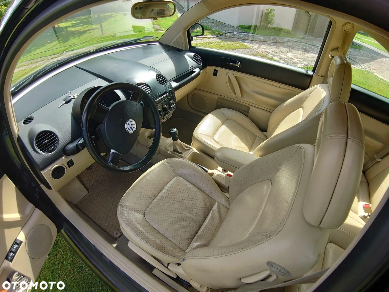 Volkswagen New Beetle 2.0 - 9