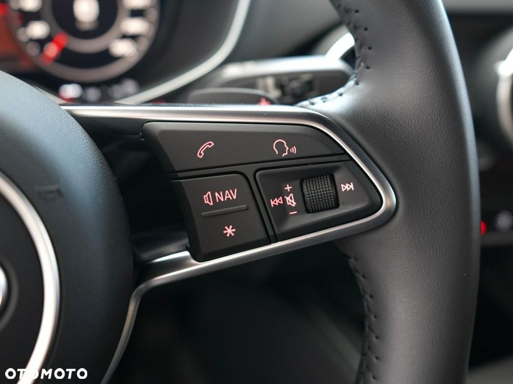 Audi TT Coupé - 17