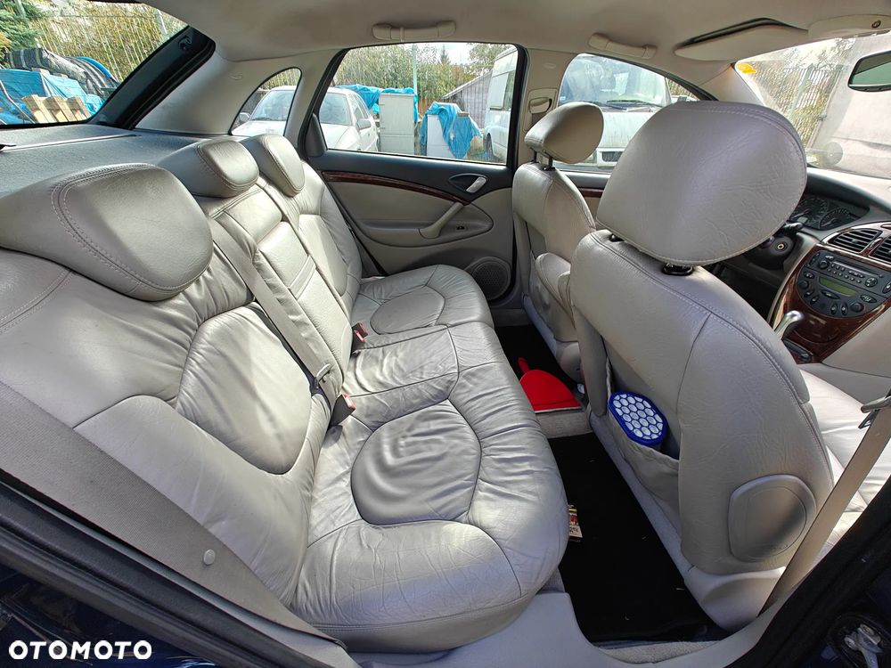 Citroën C5 3.0 V6 Exclusive - 11