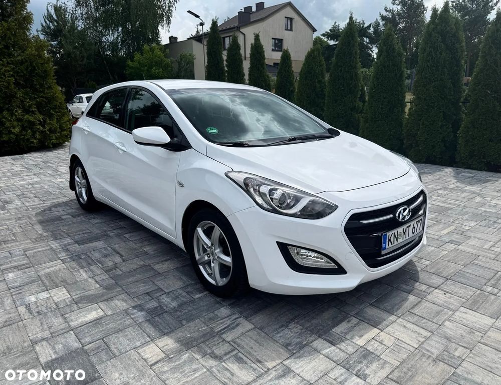 Hyundai i30 1.6 D Classic + - 1
