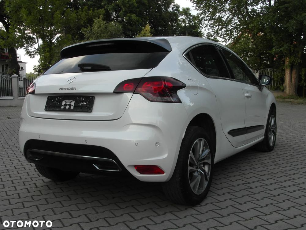 Citroën DS4 VTi 120 SoChic - 10
