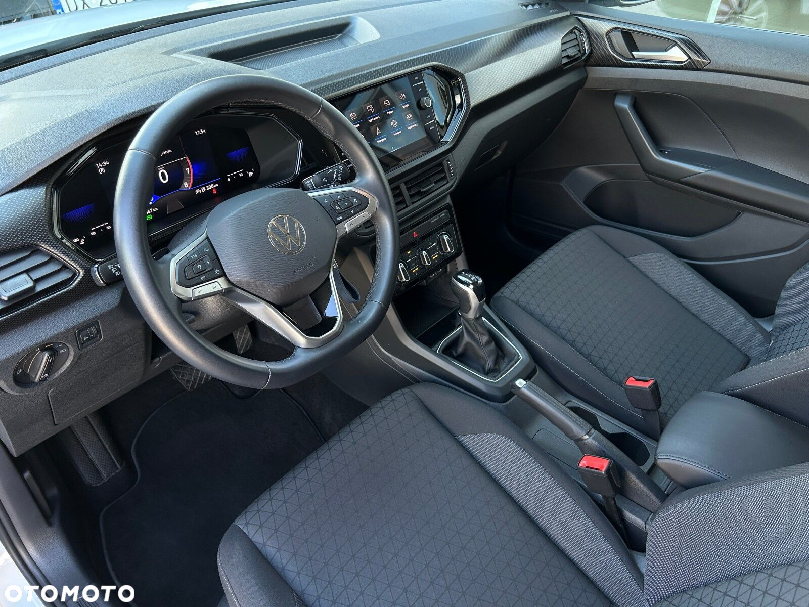 Volkswagen T-Cross 1.0 TSI Life DSG - 6