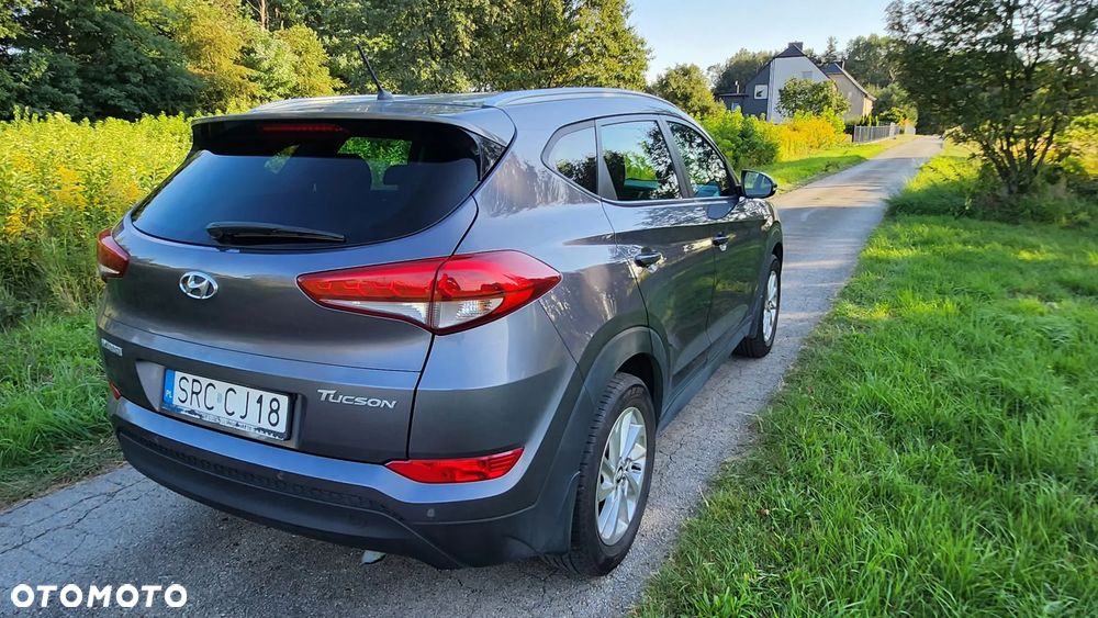 Hyundai Tucson 1.7 CRDI BlueDrive Comfort 2WD - 21