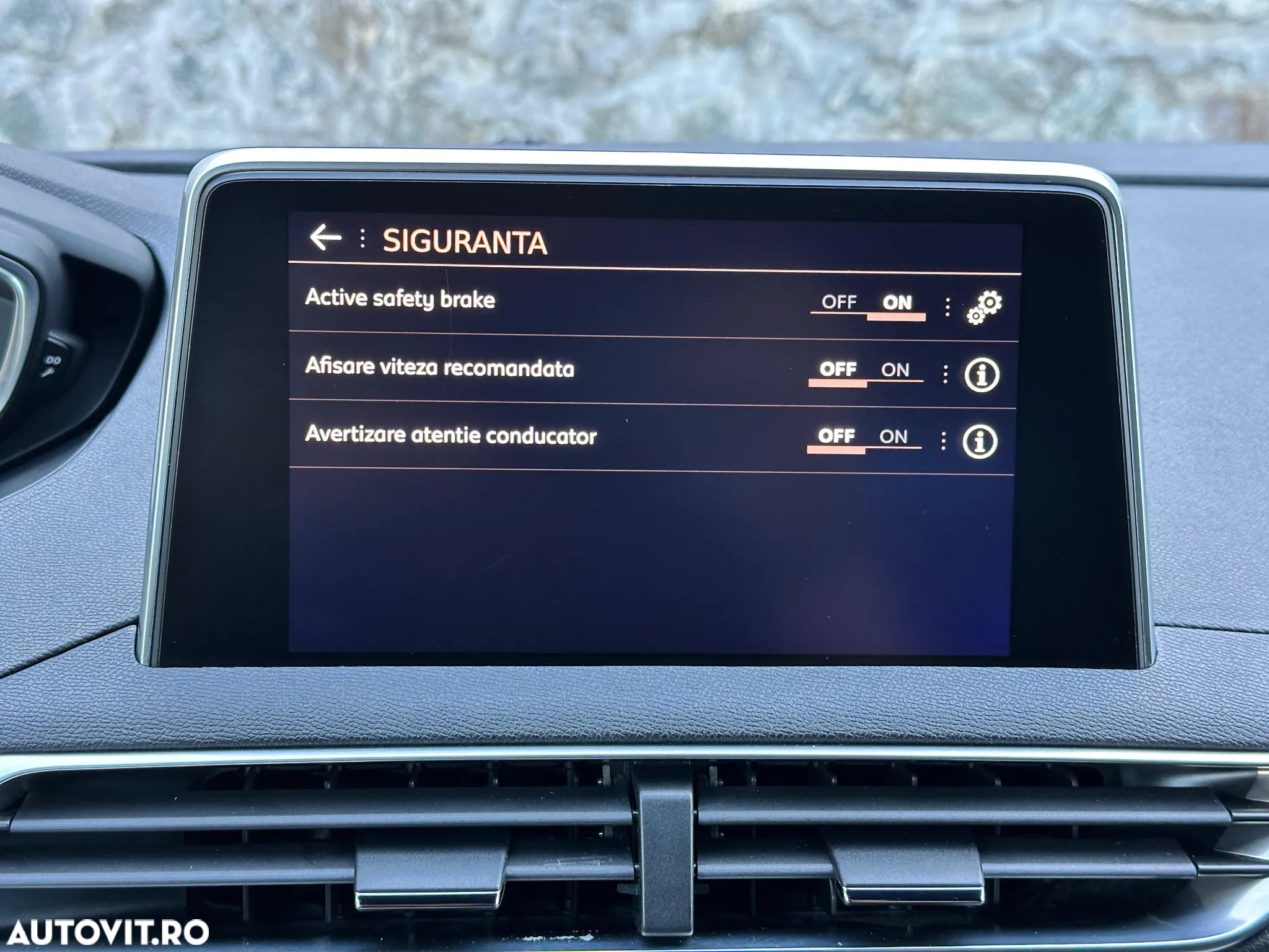 Peugeot 5008 2.0L BlueHDI EAT8 S&S GT Pack - 30