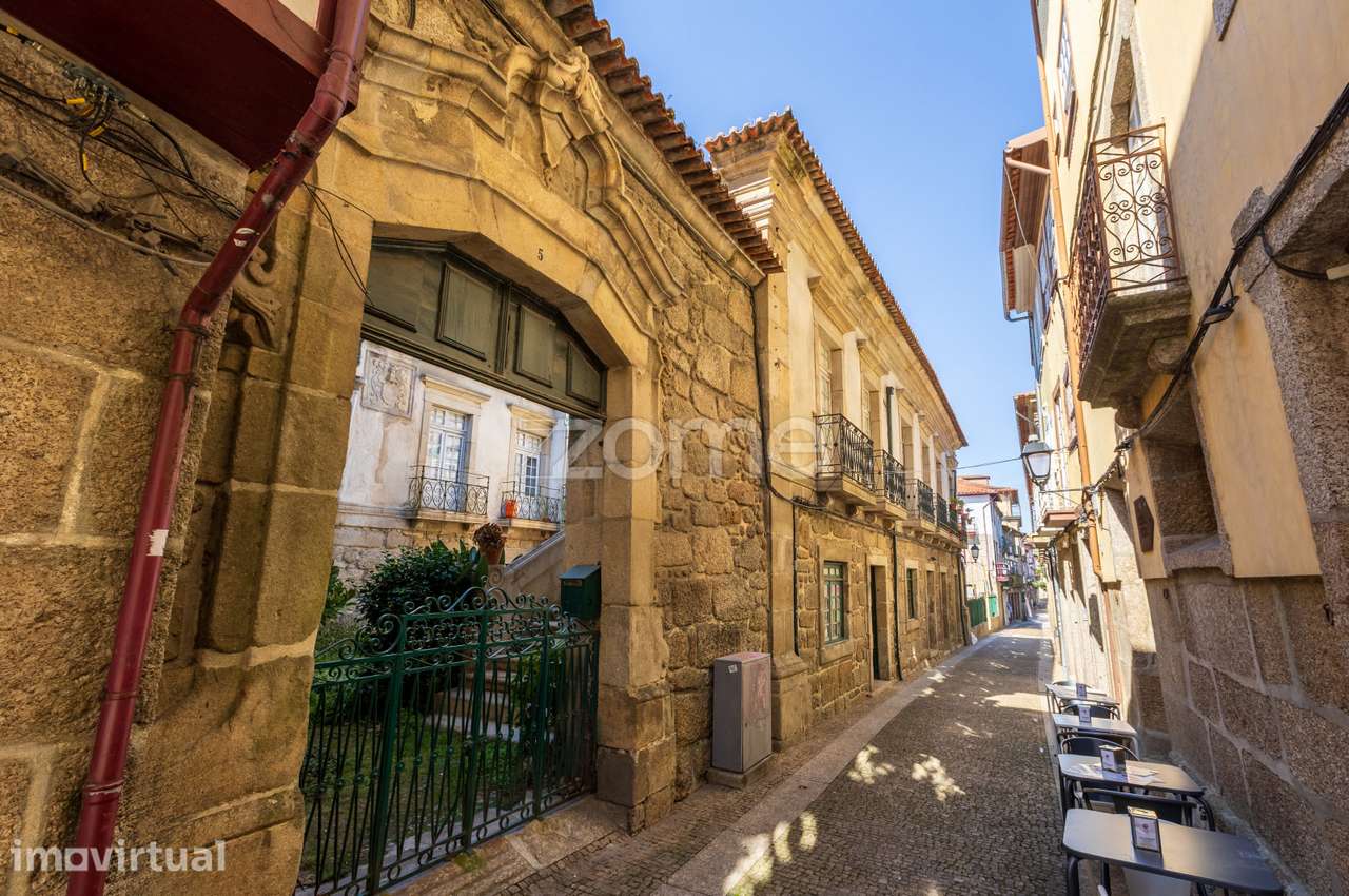 Edifício histórico no coração de Guimarães – 14 unidades independen... - Grande imagem: 2/60