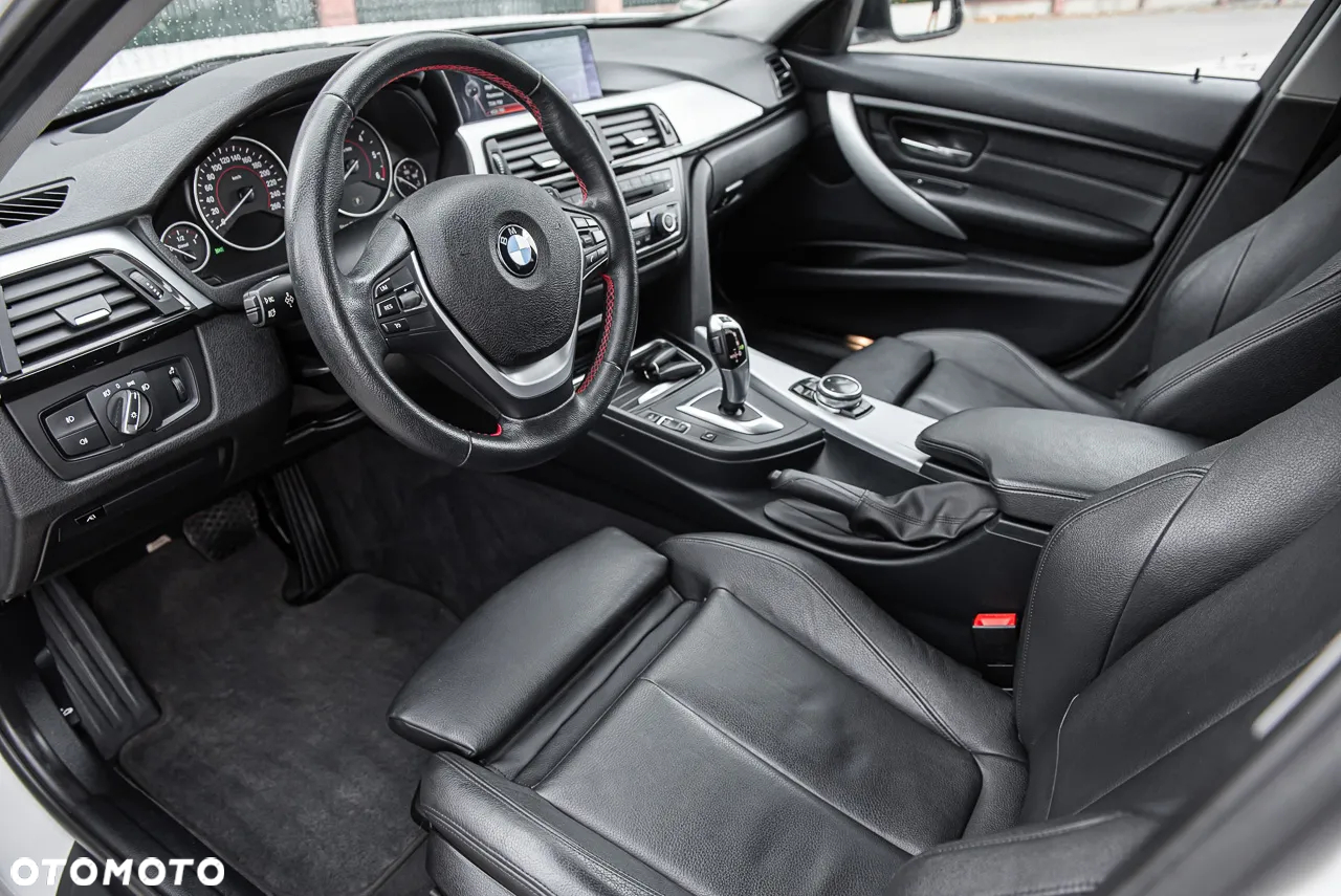 BMW Seria 3 320d Touring xDrive Sport Line - 15