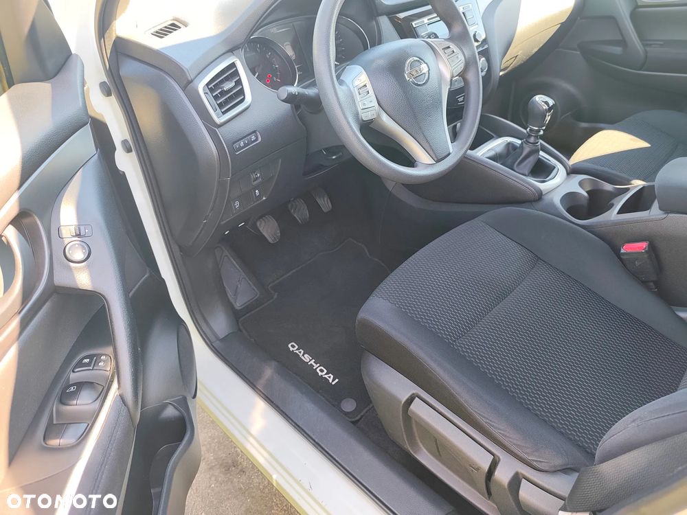 Nissan Qashqai 1.2 DIG-T Acenta - 16