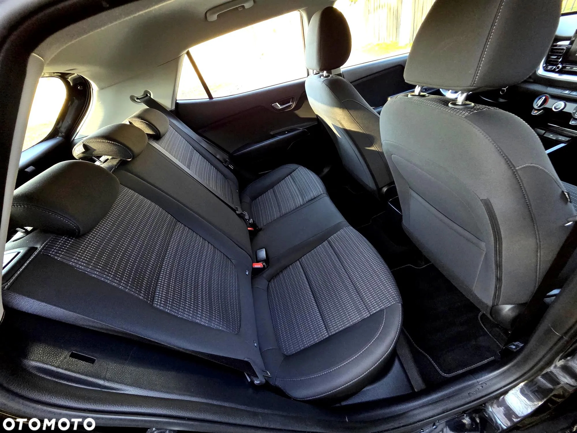 Kia Stonic 1.0 T-GDI M DCT - 26