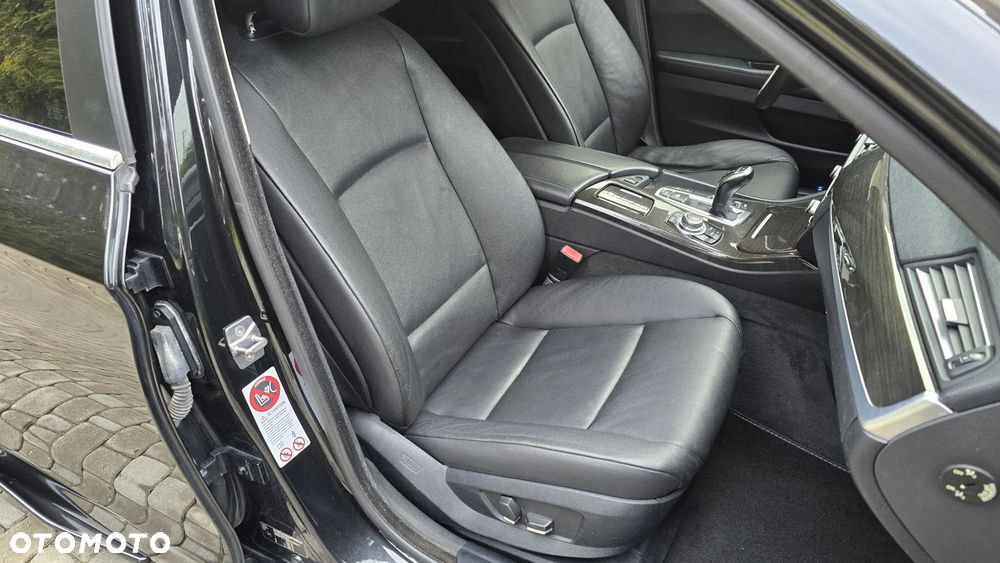 BMW Seria 5 - 24
