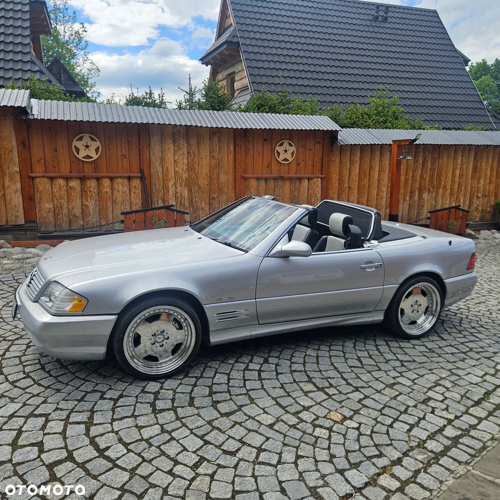 Mercedes-Benz SL - 26