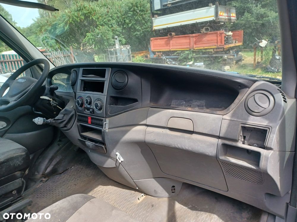 Kabina Iveco Daily 2013 z Włoch Kompletna sanki resory kiper wywrot hds silnik - 10