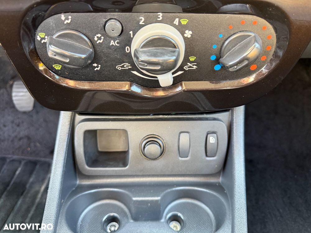 Dacia Duster 1.5 dCi 4x2 Laureate - 16