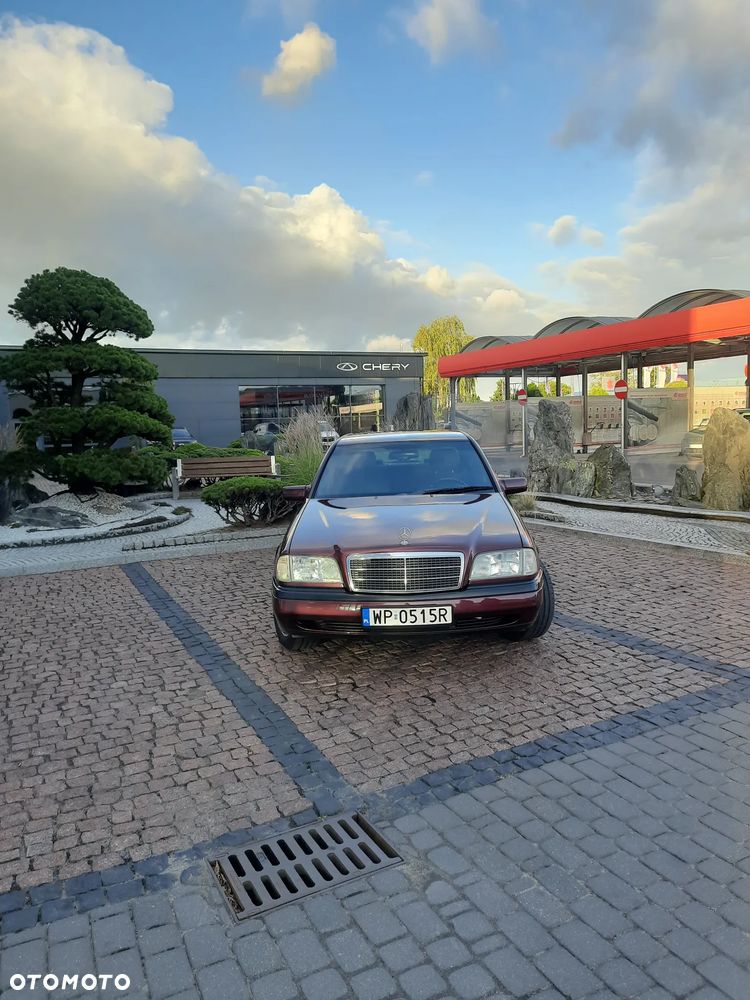 Mercedes-Benz Klasa C 200 Elegance - 2