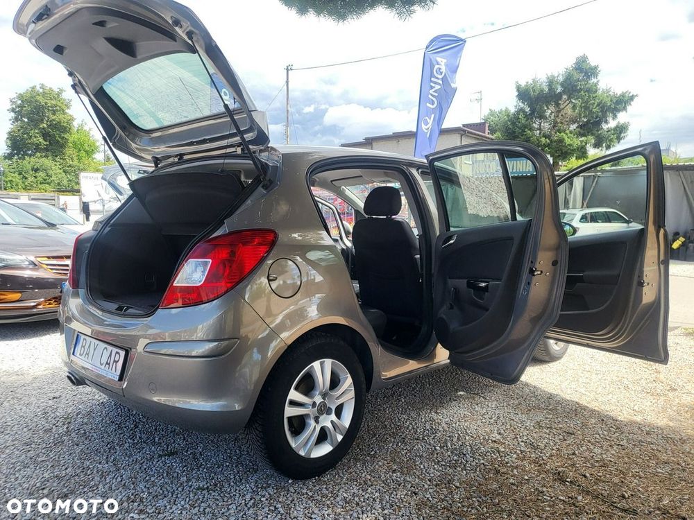 Opel Corsa - 12