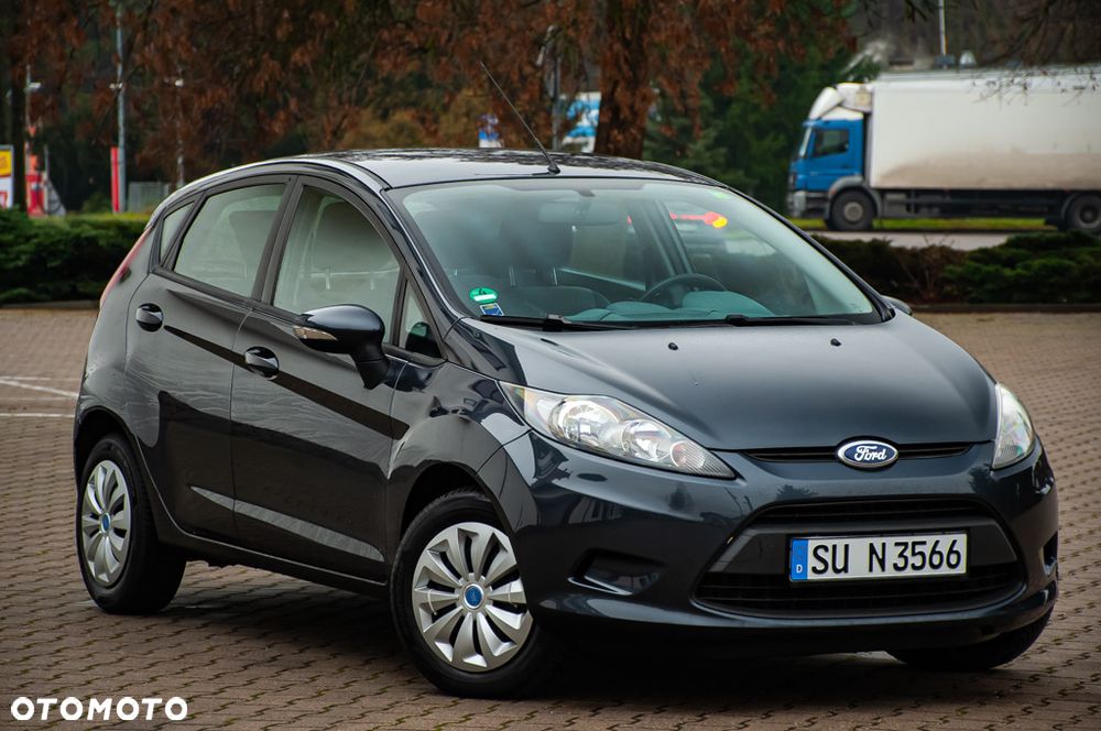 Ford Fiesta 1.4 Champions Edition - 8
