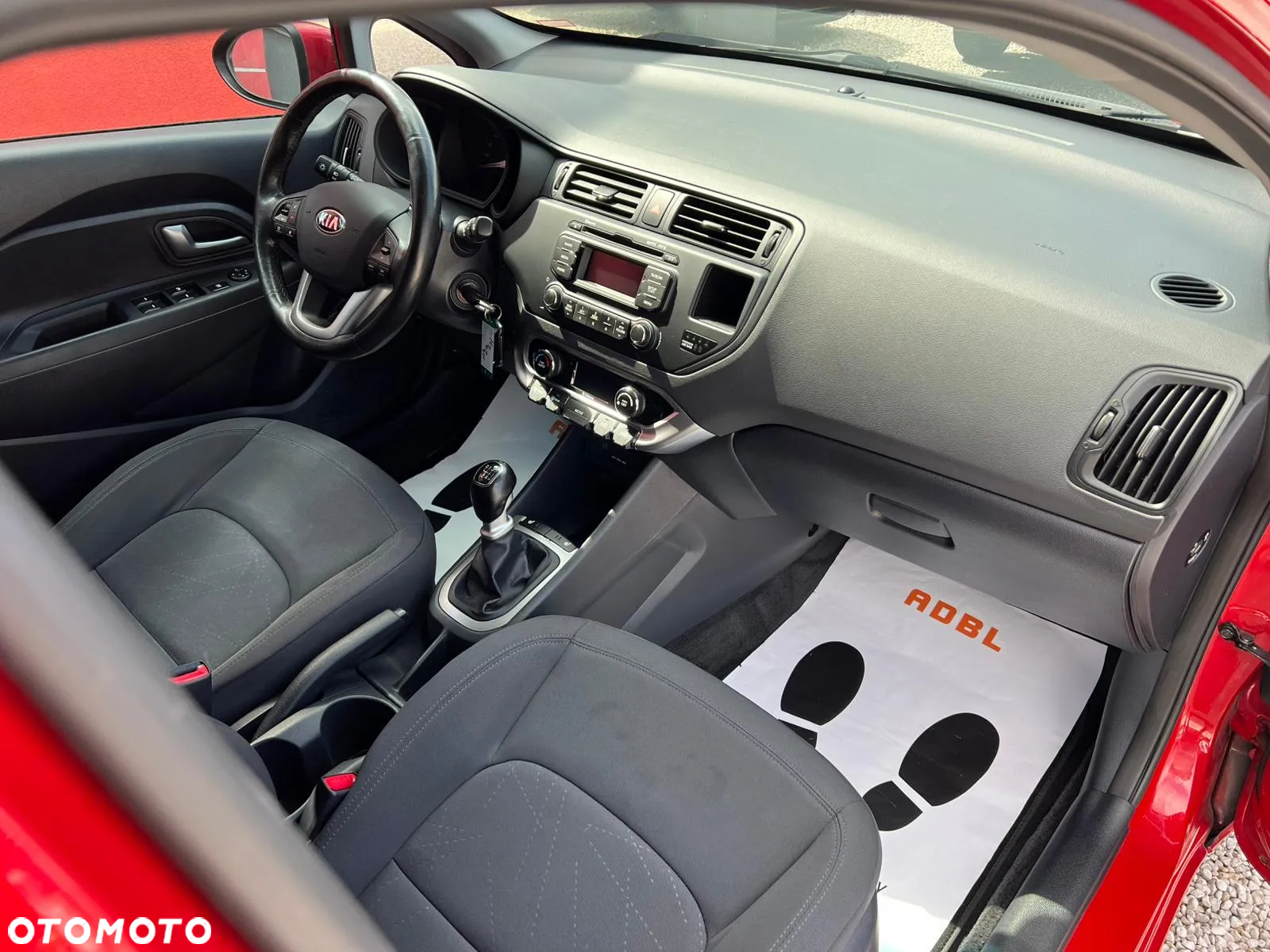 Kia Rio 1.4 L - 14