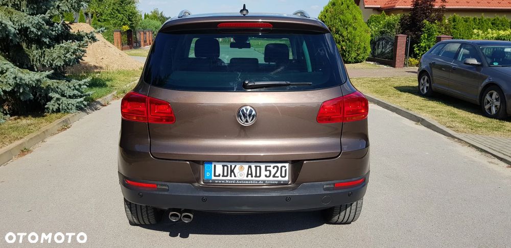 Volkswagen Tiguan 2.0 TDI DPF 4Motion BlueMotion Technology DSG Sport & Style - 14