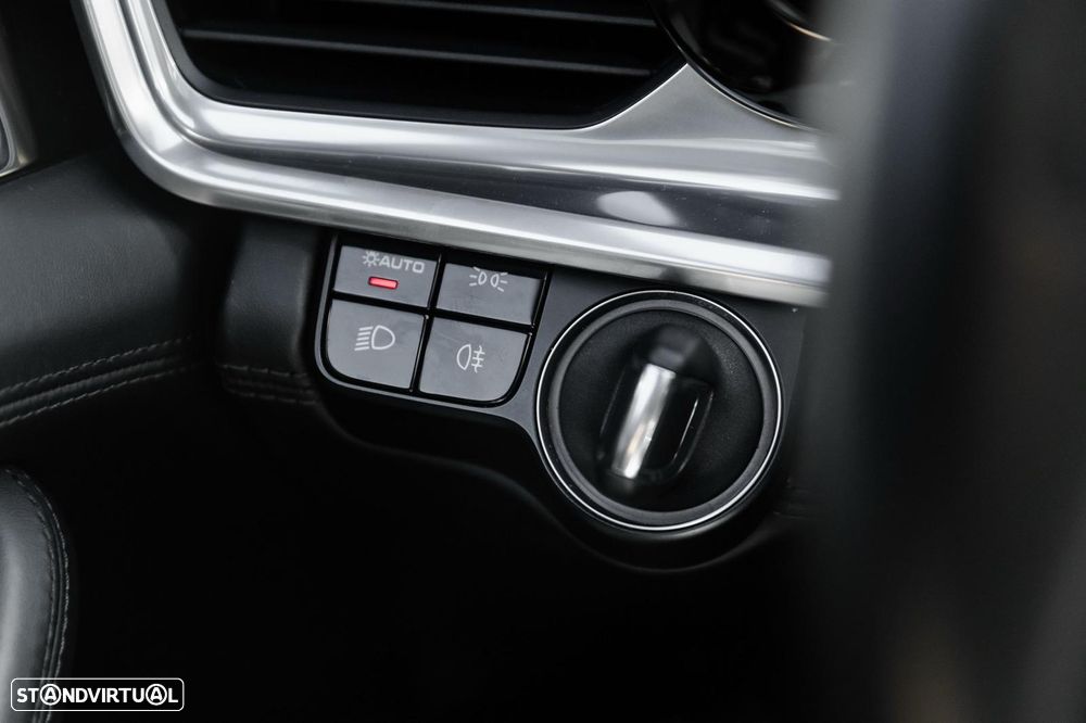 Porsche Panamera Sport Turismo 4 E-Hybrid - 16