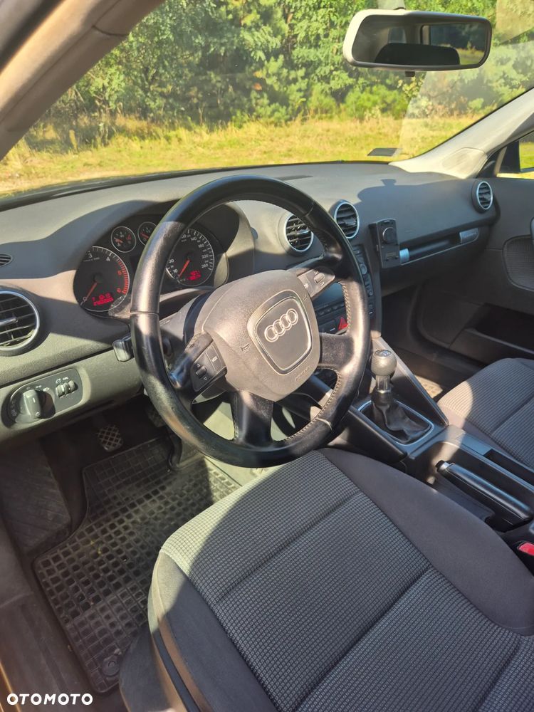 Audi A3 2.0 TDI DPF Quattro Ambition - 8