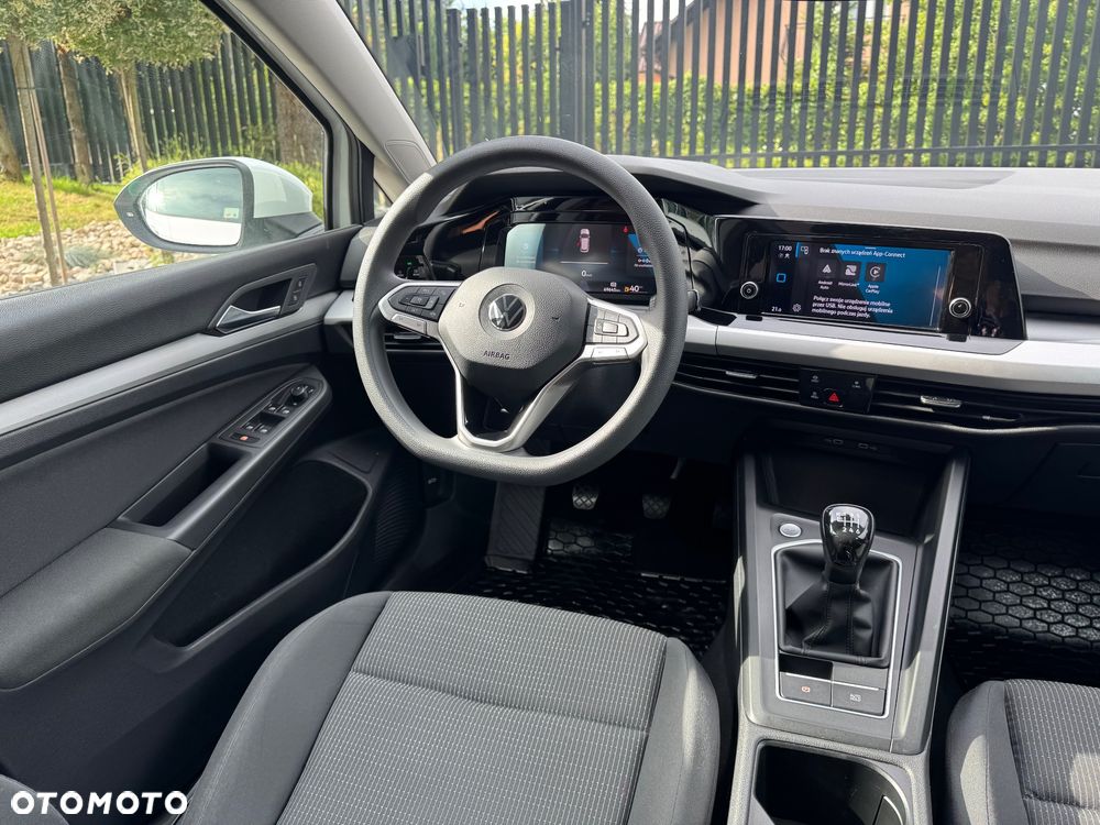 Volkswagen Golf - 25