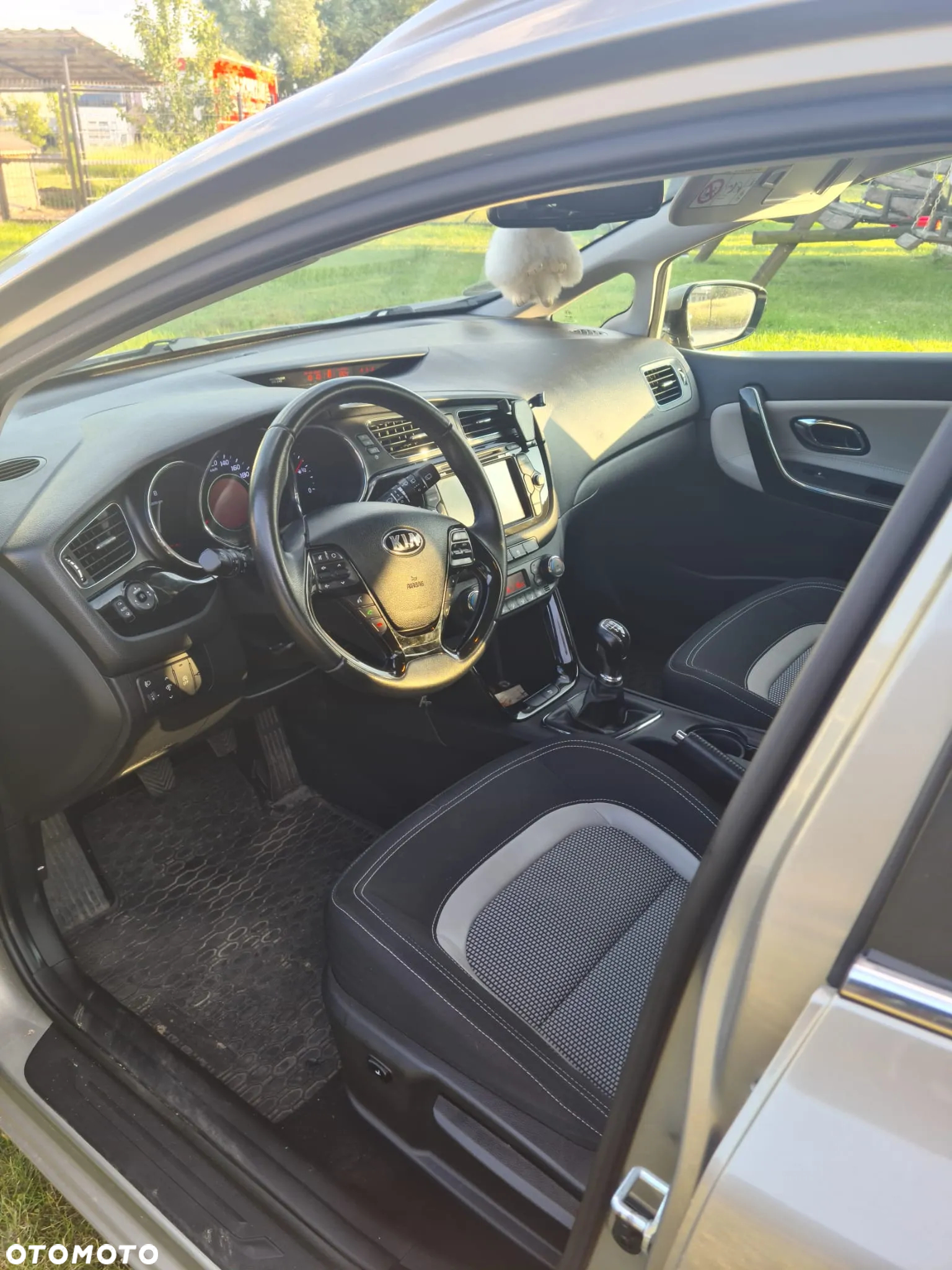 Kia Ceed - 13