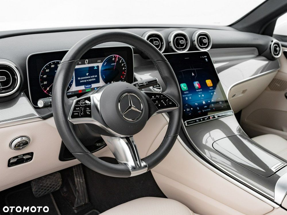 Mercedes-Benz GLC - 7