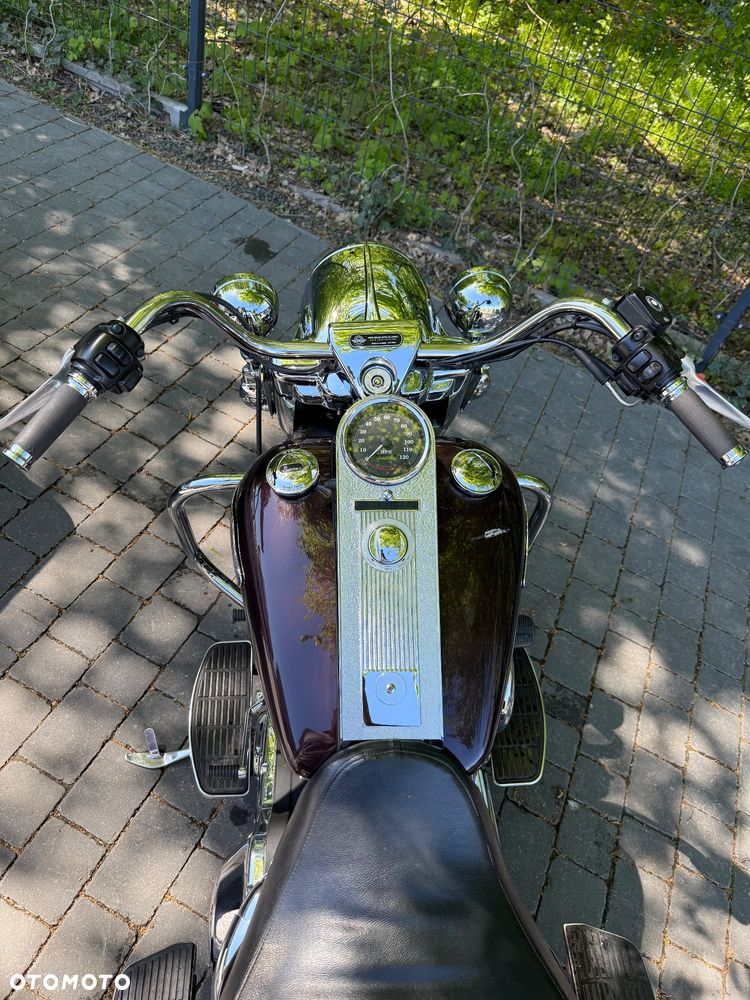 Harley-Davidson Touring Road King - 10