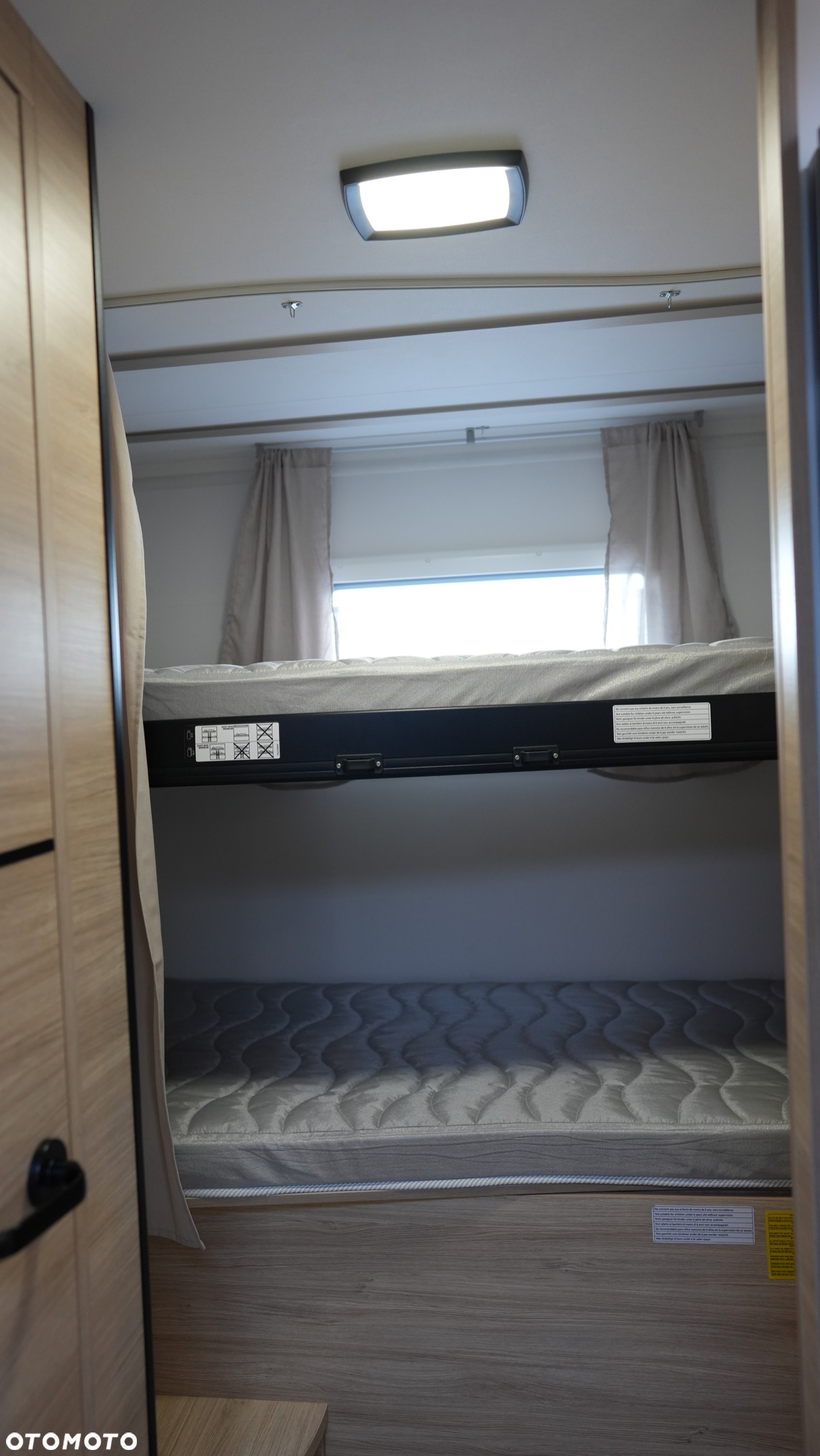 Ford CHAUSSON 720 - 28