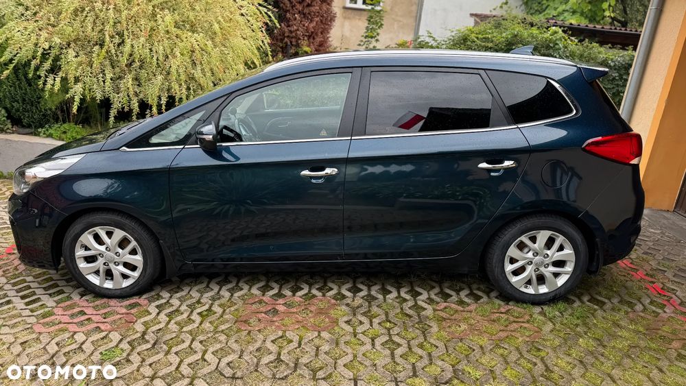 Kia Carens 1.7 CRDi Business Line 7DCT - 1