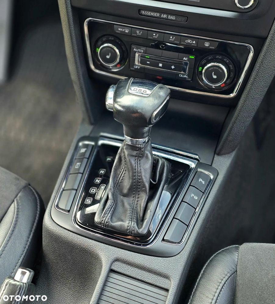 Skoda Superb 2.0 TDI Ambition DSG - 15