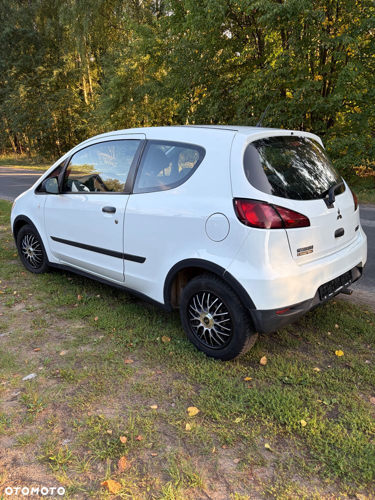 Mitsubishi Colt 1.1 - 3