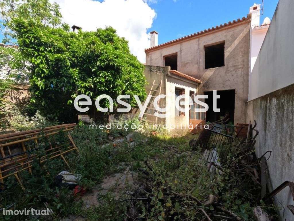 Moradia T4 em fase de construção com 2 pisos localizada em Cuba - Grande imagem: 5/21