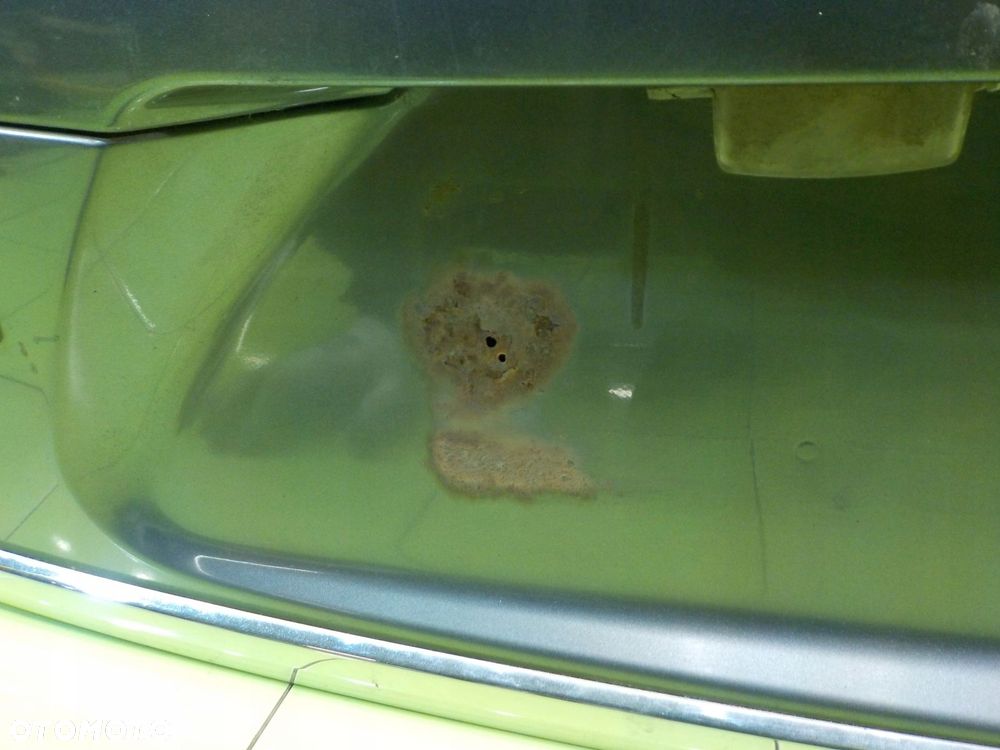 CITROEN C-CROSSER 2.2 HDI 08r 5D klapa tyl - 7