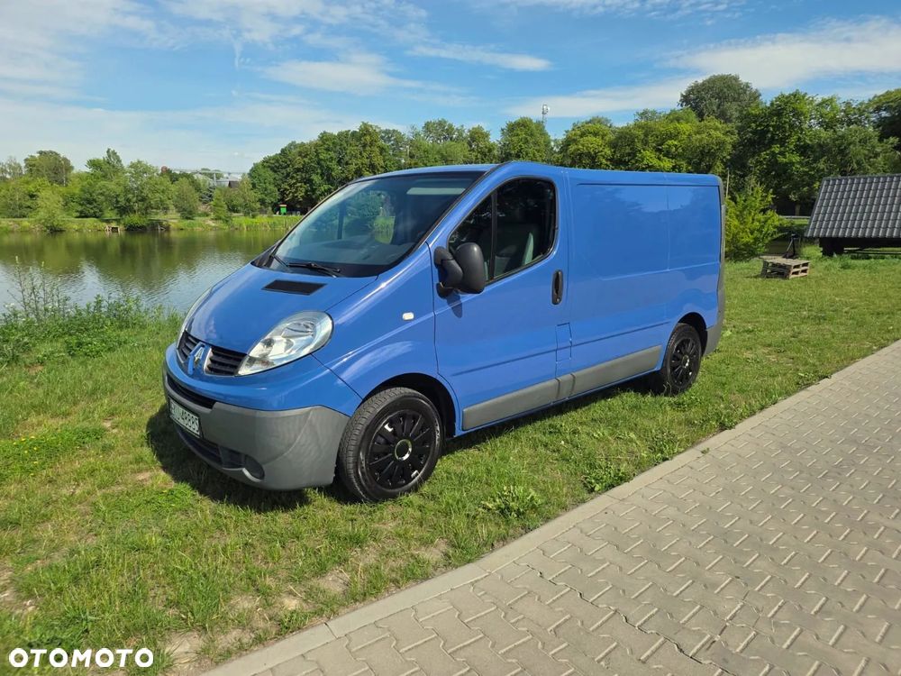 Renault TRAFIC - 9