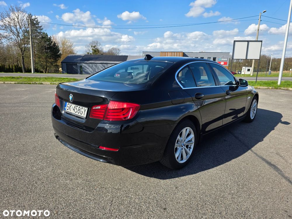 BMW Seria 5 520d - 7