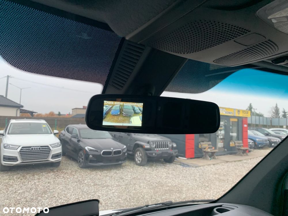 Mercedes-Benz Sprinter - 12