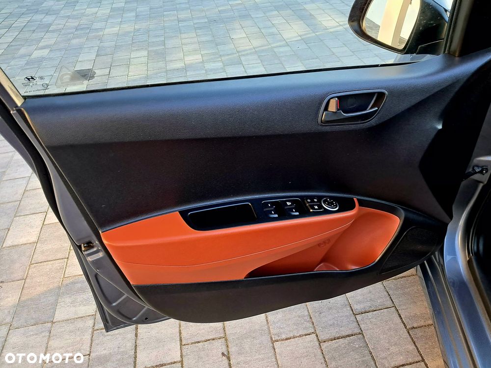 Hyundai i10 1.0 BlueDrive Comfort - 16