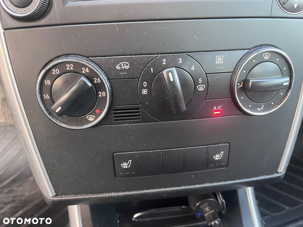 Mercedes-Benz Klasa B 180 CDI DPF Special Edition - 21