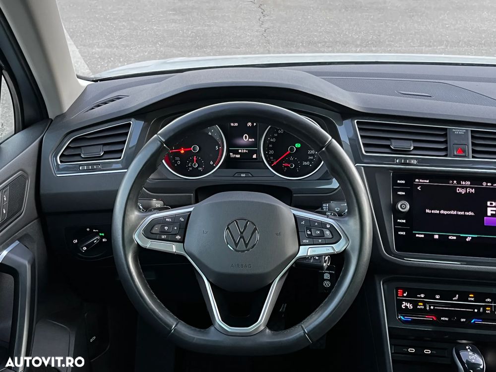 Volkswagen Tiguan - 14
