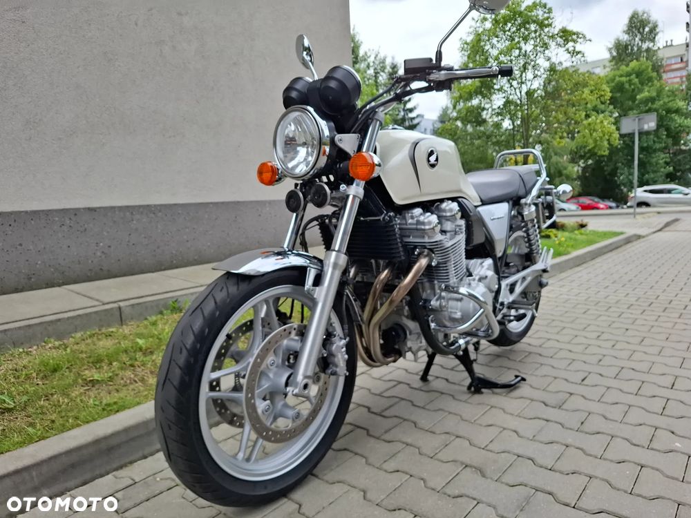 Honda CB - 4