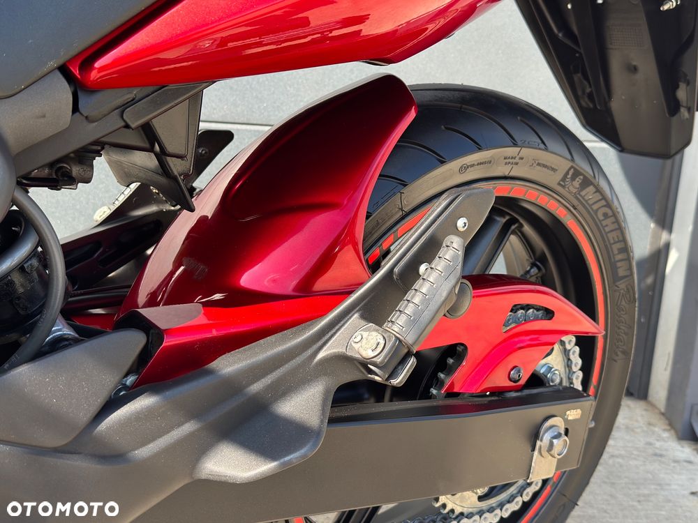 Honda CBF - 28