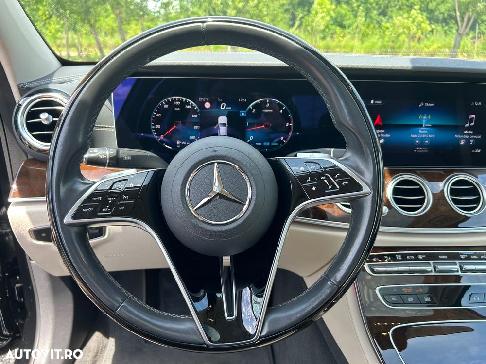 Mercedes-Benz E 300 d 4MATIC MHEV - 15