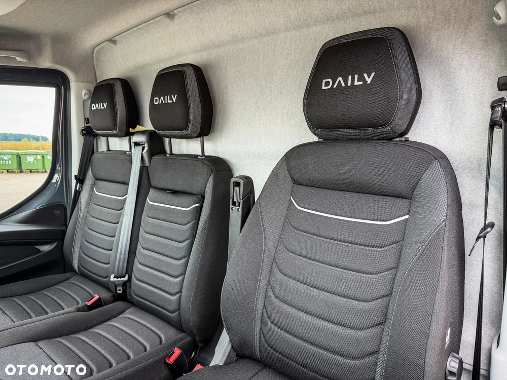 Iveco Daily 35S18HA8 V 3.0 Diesel 180 KM AT8 L3H2 - 29