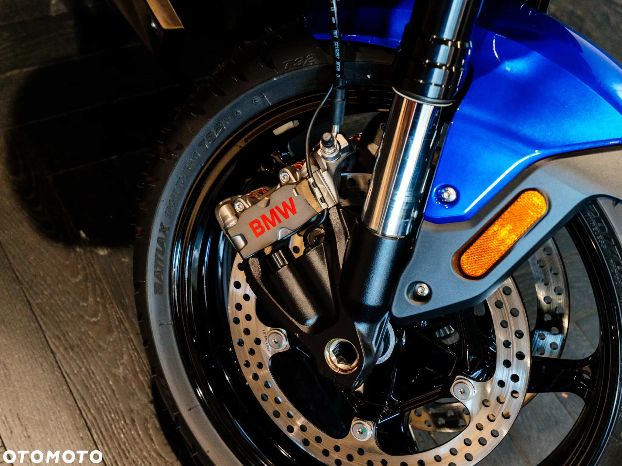 BMW R - 6