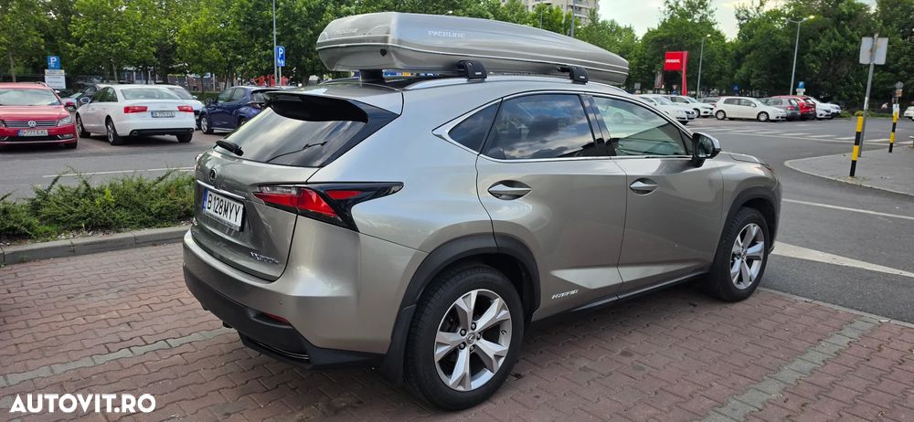 Lexus Seria NX 300h - 4