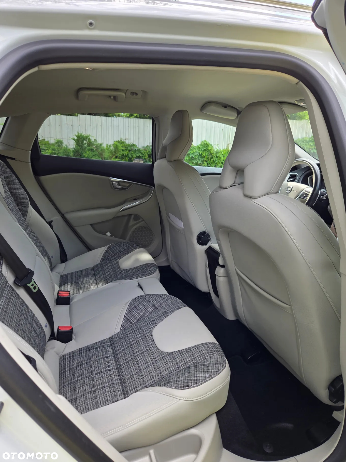 Volvo V40 T4 Drive-E Momentum - 7