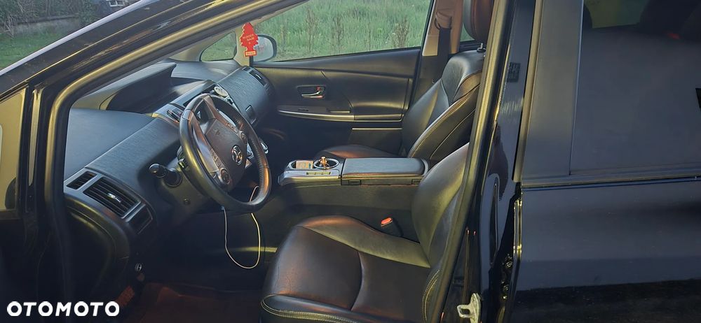 Toyota Prius+ (Hybrid) Executive - 5