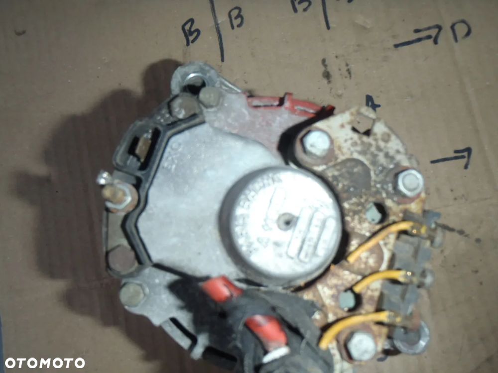 alternator koparka traktor TRAKTOREK kosiarka  ładowarka PARIS RHONE  A 11 P1 38A 12V - 16